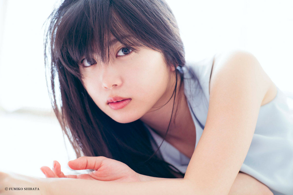 女優 志田未来(27)のパンツが見えそうな画像がこちら